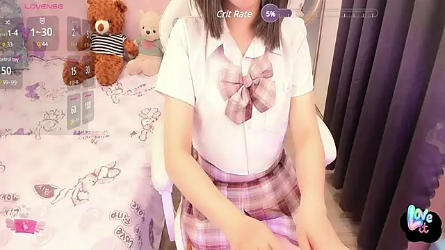 Yuka Chan online show from 03.01.25