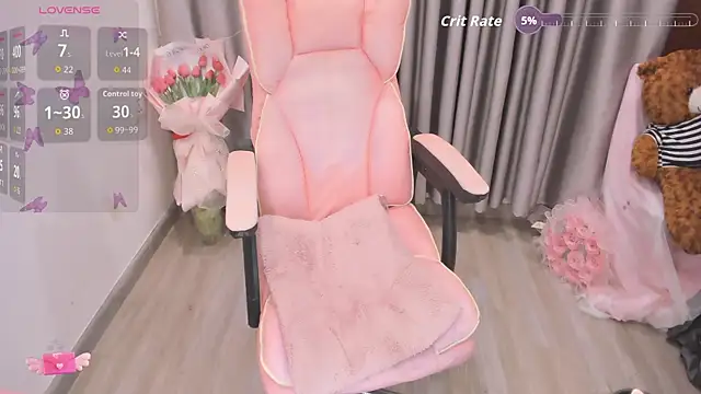 Yuka Chan online show from 04.10.26