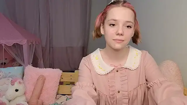 PrincessLittleKiki online show from 04.17.26