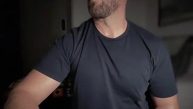 Mr Beef online show from 10.12.25