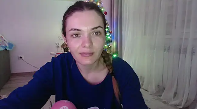  JustmeHere  online show from 12.18.24