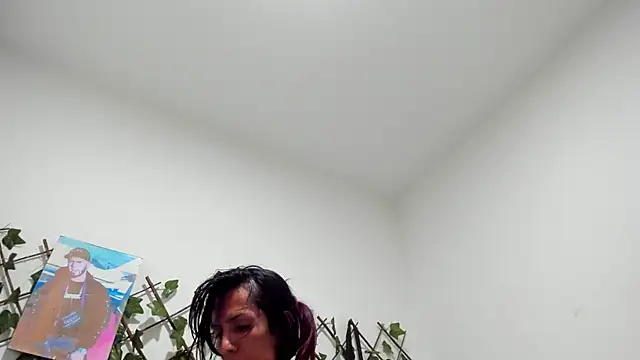 Snapshot of Brenda_Smith69 chatting on 12.28.24 Brenda Smith69 online show from 12.28.24