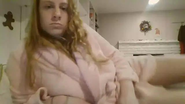 Snapshot of MsLG12301 chatting on 02.19.25 MsLG12301 online show from 02.19.25