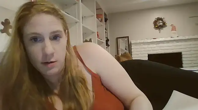 Snapshot of MsLG12301 chatting on 03.04.25 MsLG12301 online show from 03.04.25