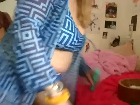 Snapshot of MsLG12301 chatting on 04.13.26 MsLG12301 online show from 04.13.26