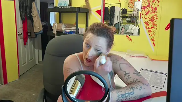 Lisalovely6981 online show from 11.19.25