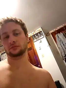 Snapshot of Seymour93 chatting on 12.12.24 Seymour93 online show from 12.12.24