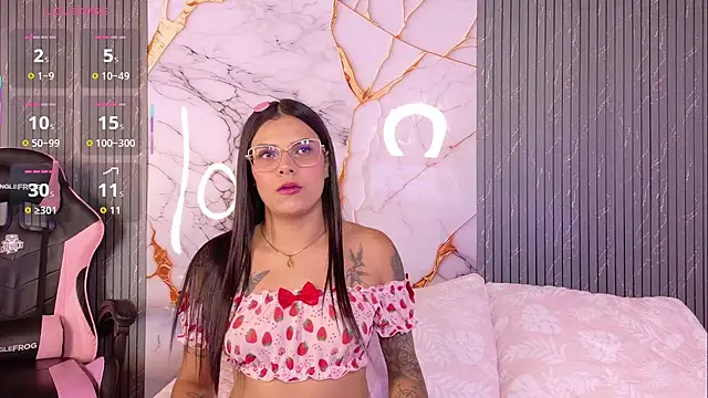 Snapshot of Shasa_8 chatting on 10.06.25 Shasa 8 online show from 10.06.25