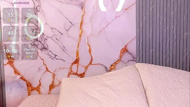 Snapshot of Shasa_8 chatting on 10.10.25 Shasa 8 online show from 10.10.25