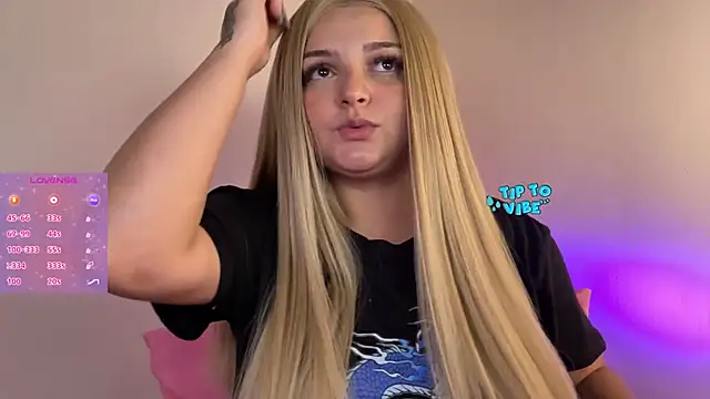 SweetPaige  online show from 12.16.24