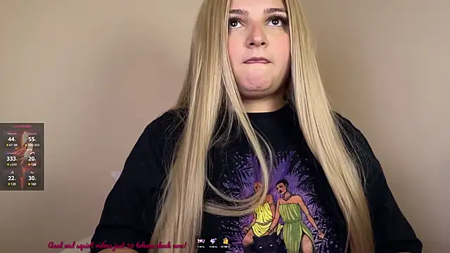 SweetPaige  online show from 01.01.25