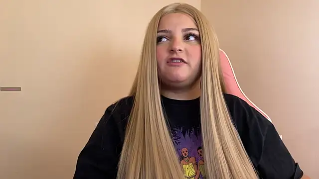 SweetPaige  online show from 01.02.25