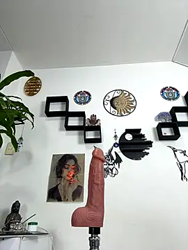 Snapshot of jamilaross chatting on 10.26.25 jamilaross online show from 10.26.25