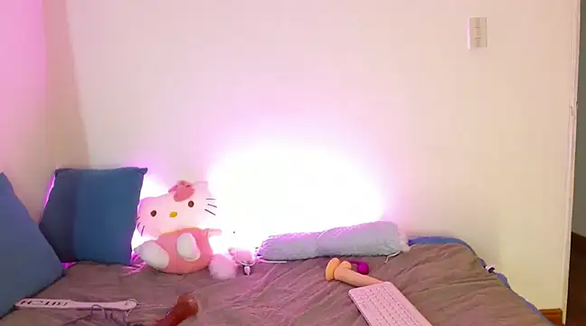 kittycatw online show from 12.02.24
