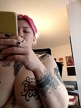 divine eve online show from 02.16.25