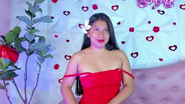 Snapshot of LinnaGardenia chatting on 02.14.25 LinnaGardenia online show from 02.14.25