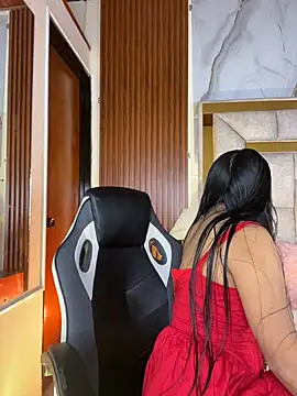 LinnaGardenia online show from 01.06.26