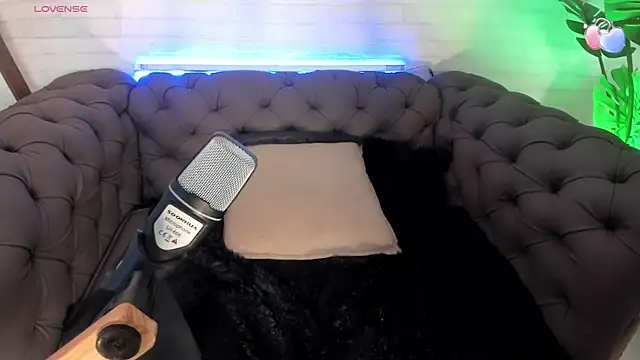 jessymorgan  online show from 02.27.25