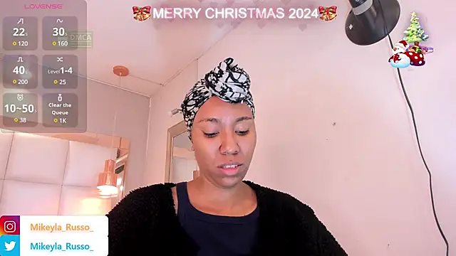 Mikeyla-Russo online show from 12.23.24