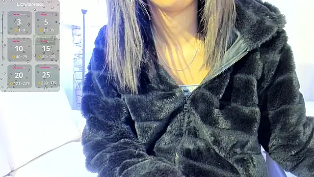 Mikeyla-Russo online show from 02.12.25
