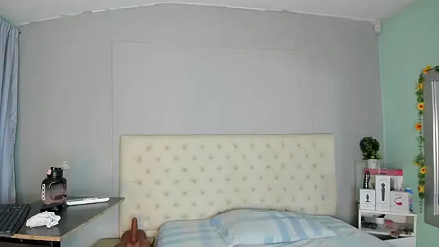 Snapshot of nami_sam01 chatting on 10.01.25 nami sam01 online show from 10.01.25