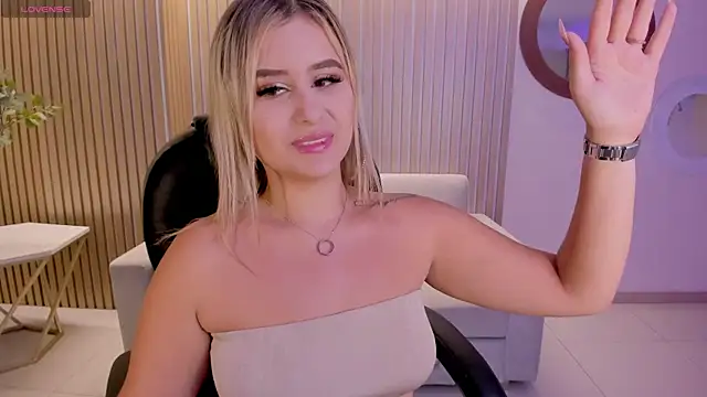 AnnaBrooks1 online show from 01.02.25