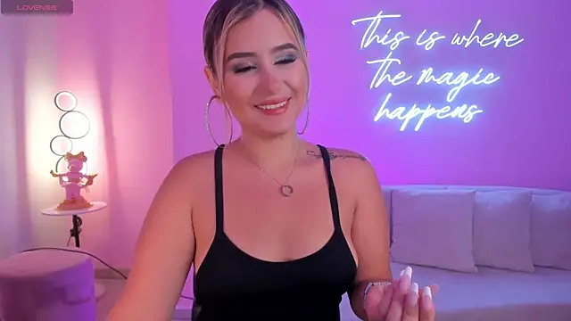 AnnaBrooks1 online show from 01.20.25