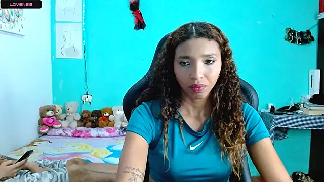 Snapshot of sensitive_brunette chatting on 02.03.26 sensitive brunette online show from 02.03.26