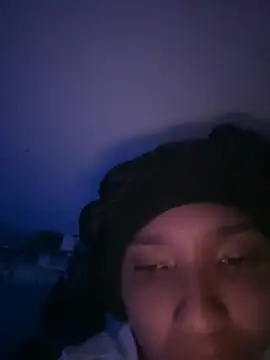 Snapshot of sensitive_brunette chatting on 03.28.26 sensitive brunette online show from 03.28.26