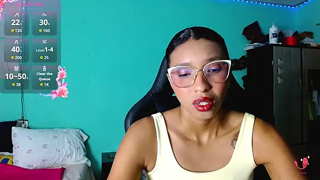 Snapshot of sensitive_brunette chatting on 06.09.26 sensitive brunette online show from 06.09.26