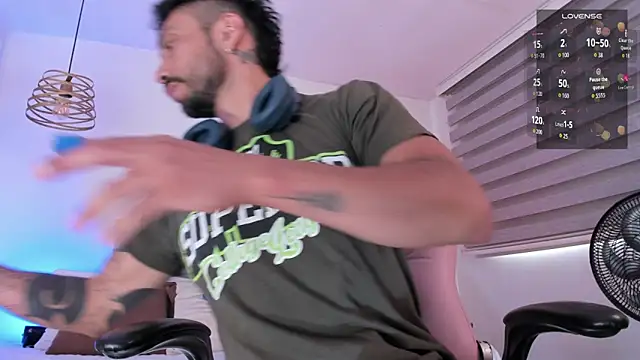 Tom cooper  online show from 10.02.25