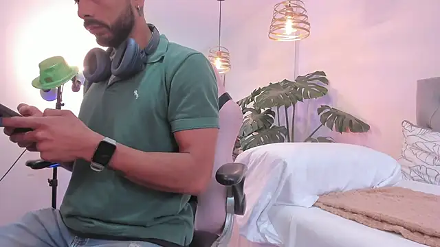 Tom cooper  online show from 11.21.25