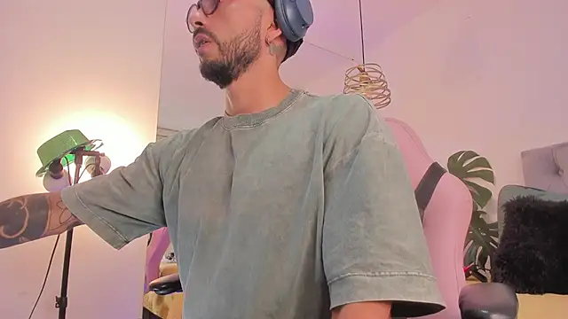 Tom cooper  online show from 11.25.25