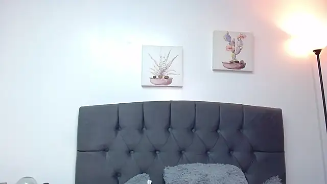 Snapshot of candy_lux_ chatting on 09.19.25 candy lux online show from 09.19.25