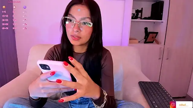 barbie brunette3 online show from 10.17.25