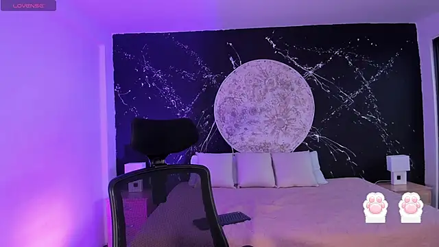 Snapshot of JasperCooper_ chatting on 01.04.25 JasperCooper  online show from 01.04.25