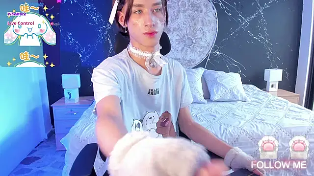 Snapshot of JasperCooper_ chatting on 01.08.25 JasperCooper  online show from 01.08.25