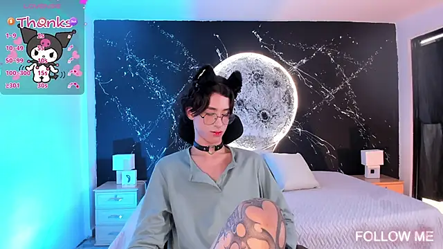 Snapshot of JasperCooper_ chatting on 02.04.25 JasperCooper  online show from 02.04.25