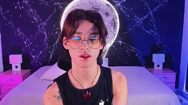 Snapshot of JasperCooper_ chatting on 02.13.25 JasperCooper  online show from 02.13.25