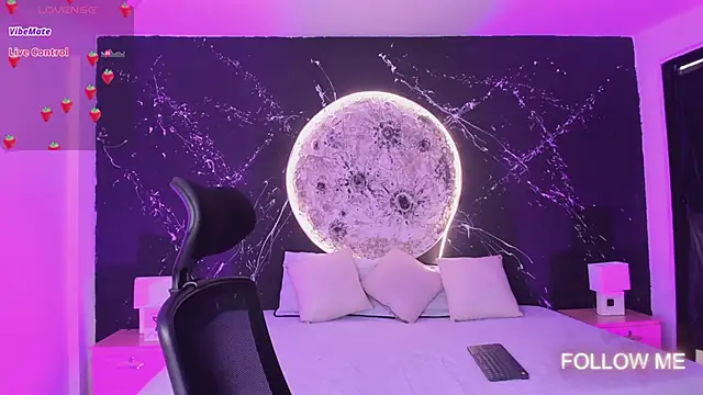 Snapshot of JasperCooper_ chatting on 03.09.25 JasperCooper  online show from 03.09.25