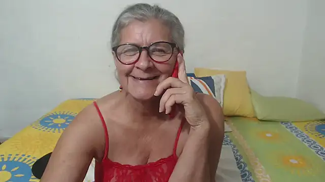 candy mature  online show from 02.05.25