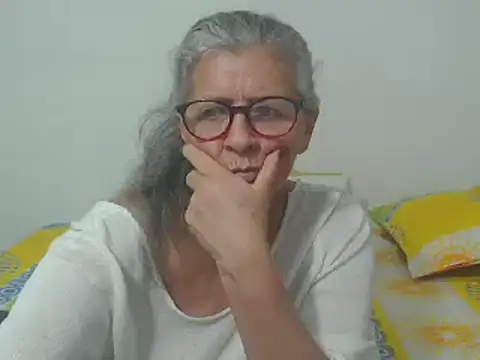 candy mature  online show from 03.09.25