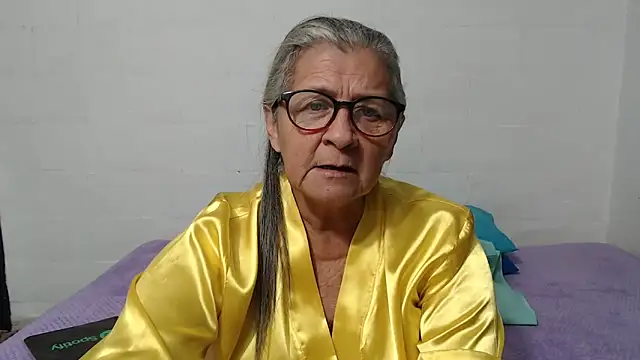 candy mature  online show from 09.21.25