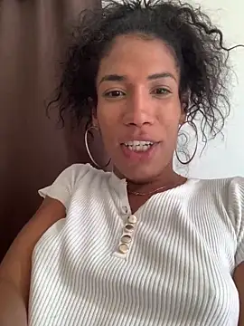 Snapshot of turabbitxx chatting on 02.28.25 turabbitxx online show from 02.28.25