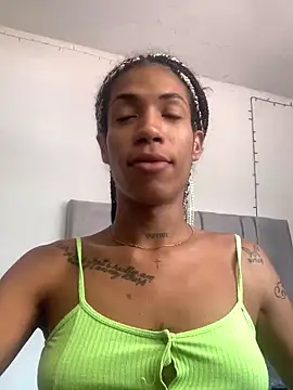 Snapshot of turabbitxx chatting on 03.22.25 turabbitxx online show from 03.22.25