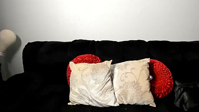 yiauana online show from 03.01.25