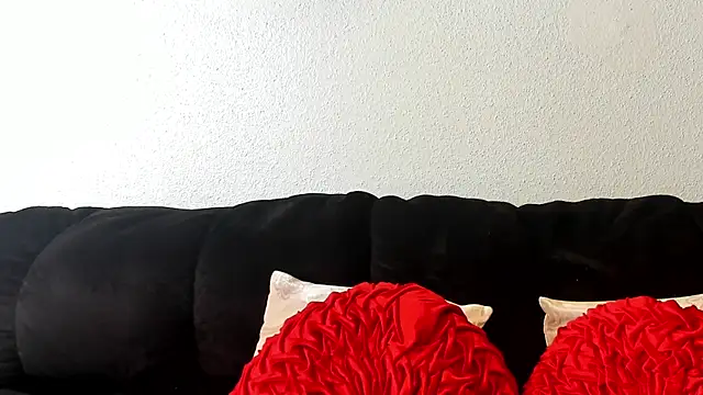 yiauana online show from 03.11.25