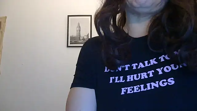 Snapshot of HeyyImHarlowe chatting on 02.26.25 HeyyImHarlowe online show from 02.26.25