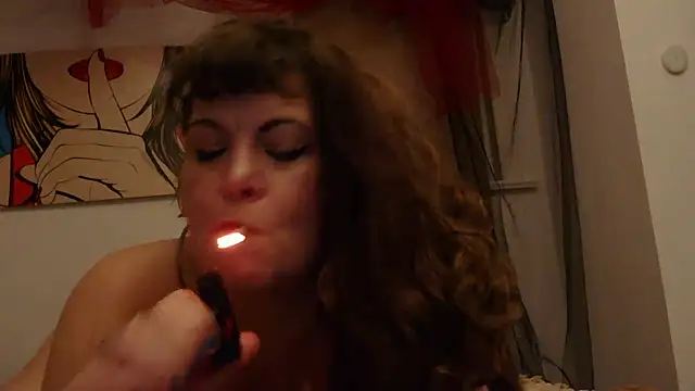 Snapshot of HeyyImHarlowe chatting on 03.09.25 HeyyImHarlowe online show from 03.09.25