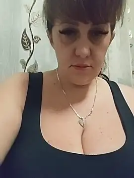 AvaLloyd online show from 12.03.25